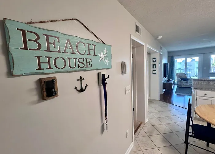 Welcome To Your Beachside Escape Tucked Away On The Serene Morgan Peninsula *