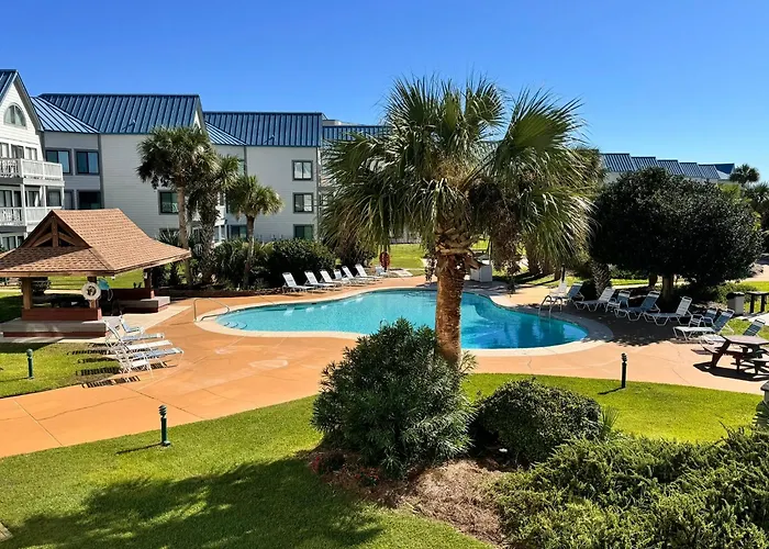 Welcome To Your Beachside Escape Tucked Away On The Serene Morgan Peninsula Holiday home