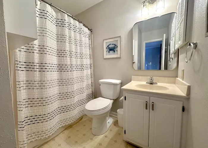 Welcome To Your Beachside Escape Tucked Away On The Serene Morgan Peninsula Holiday home *
